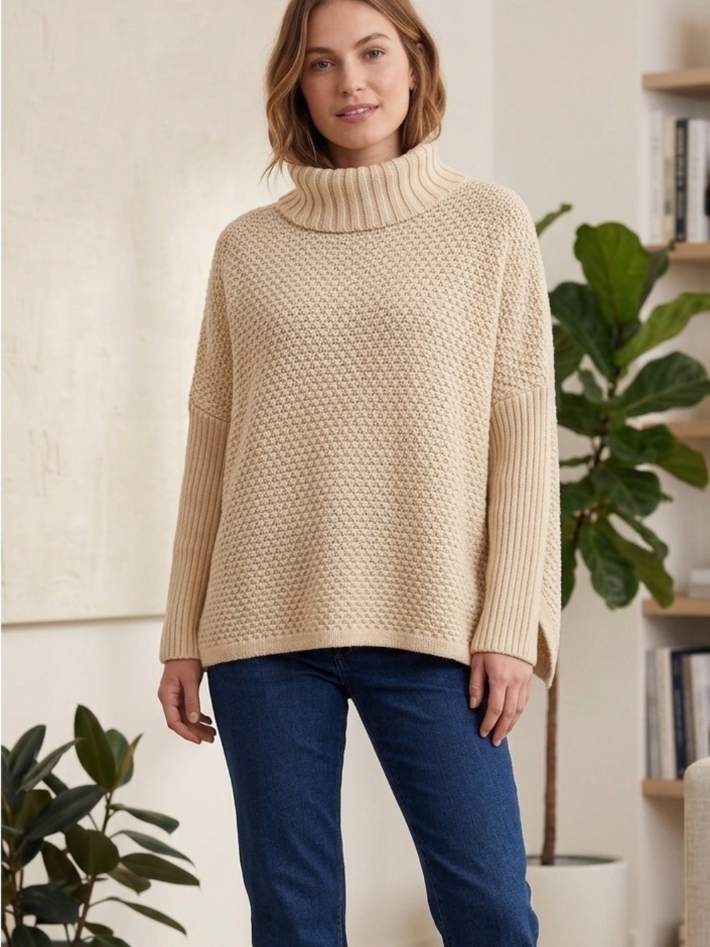 DOE & RAE Oversized Cream Honeycomb Knit Turtleneck Sweater Poncho Style Small